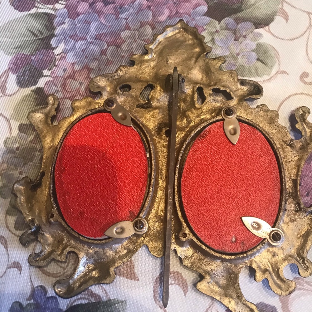 1940s ANTIQUE BRASS FRAME - Picture 8 of 8